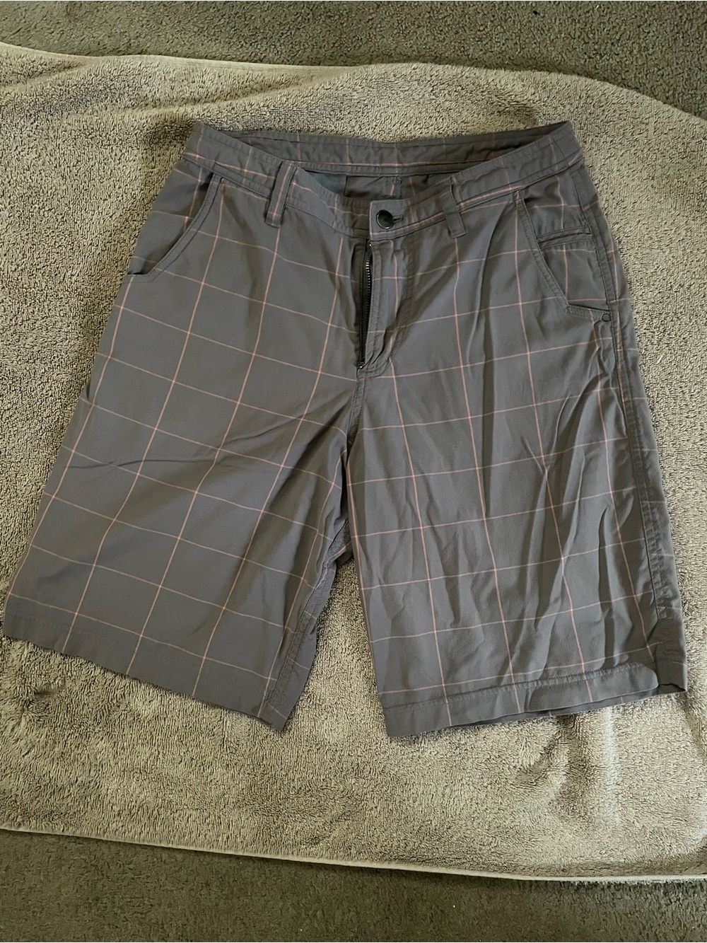 lululemon athletica Gray Plaid Flat-Front Shorts